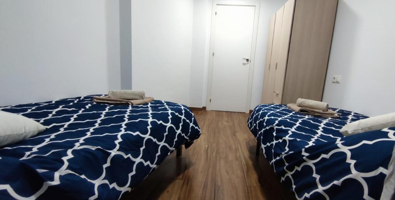 Acogedor Atico En Pleno Centro Apartment Granada Luaran gambar